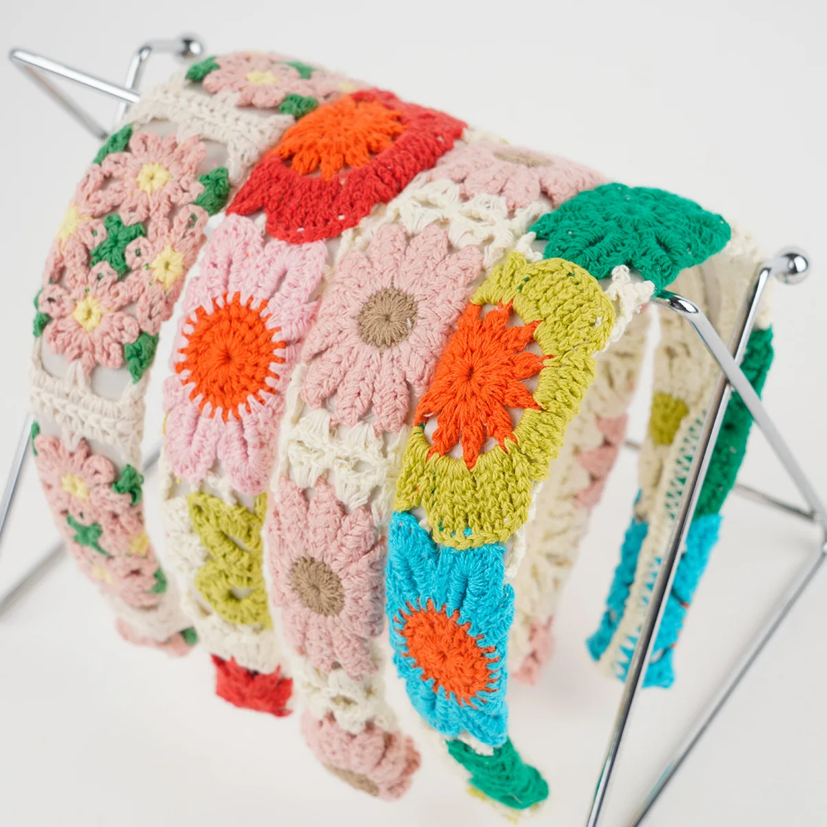 

Новинка 2023 года, вязаная повязка на голову в богемном стиле, летняя повязка на голову для отдыха на море, аксессуары для волос ручной работы для женщин и девочек