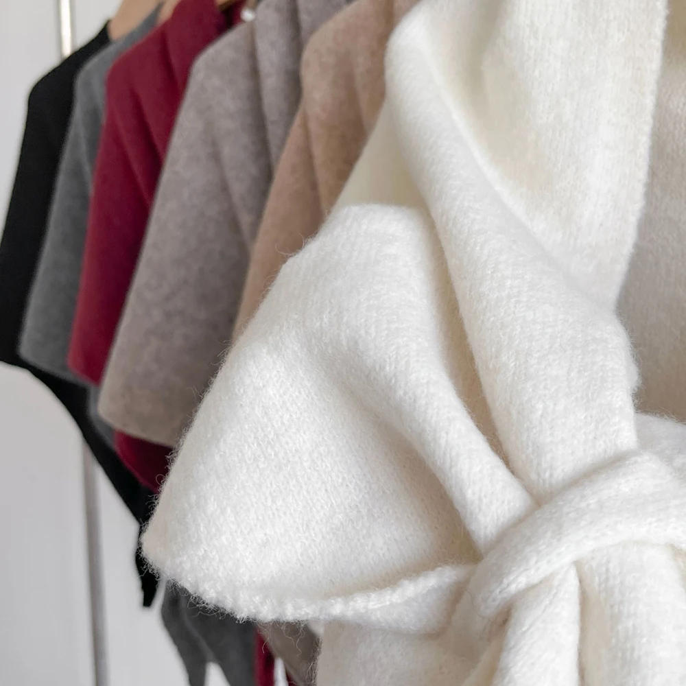 1PCS High-Quality Fashion Plain Triangle Shawl Comfortable Soft Scarf Outdoor Wear Casual Versatile Trendy Perfect Shawl