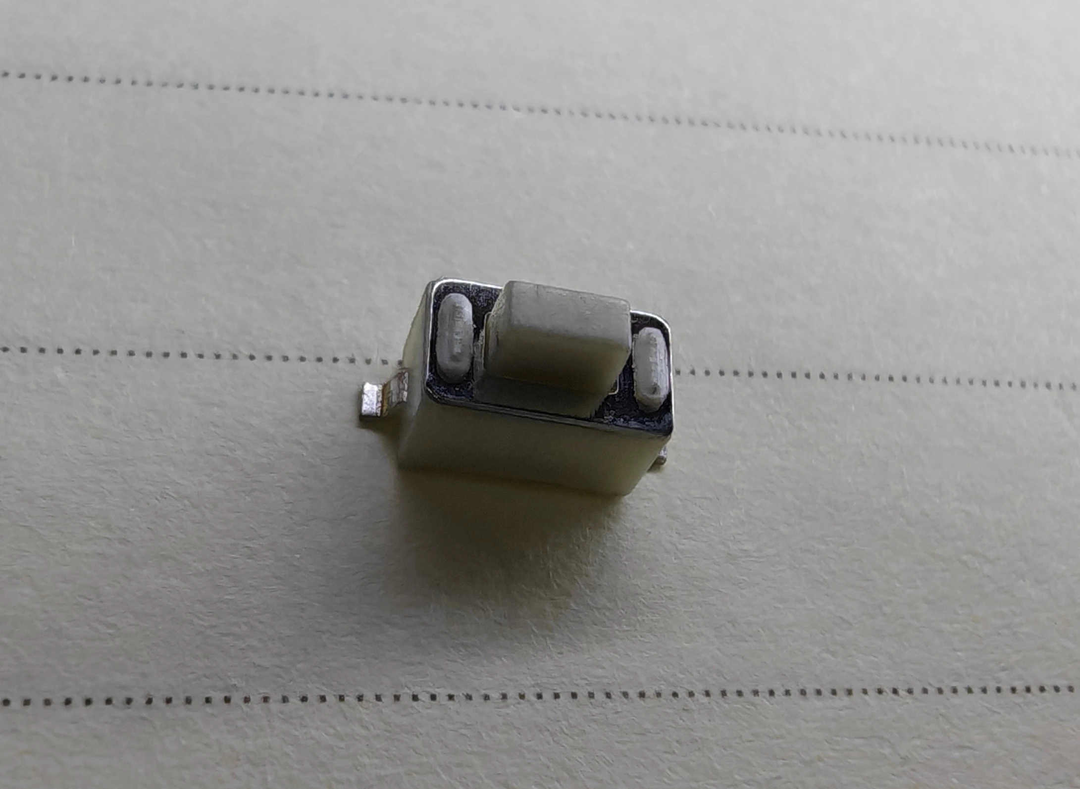 1437566-3 Tactile Switch SMD Surface Mount SPST 50mA 24VDC 1.77N Rectangular Button Tact Switch FSMSM Series