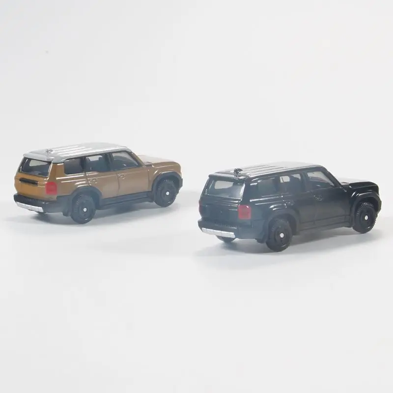 TAKARA TOMY โมเดลรถอัลลอยด์ไดคาส 17 โตโยต้า แลนด์ ครุยเซอร์ กล่องสีขาวแดง 950622