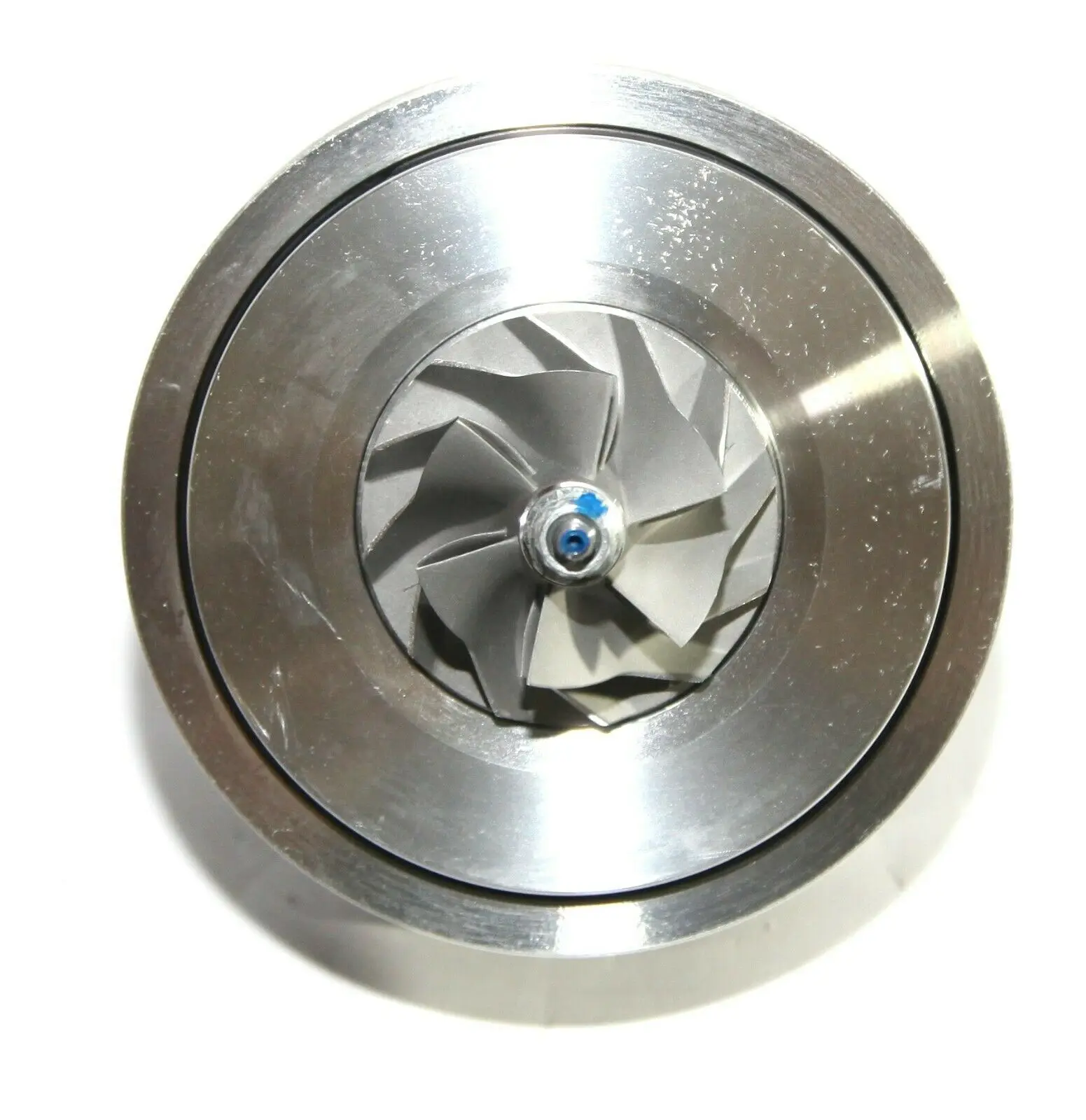 

Tu*bo Cartridge CHRA for Nis*an 00-01 Patrol Di3.0L ZD30DDTI GT2052V 705954-0009