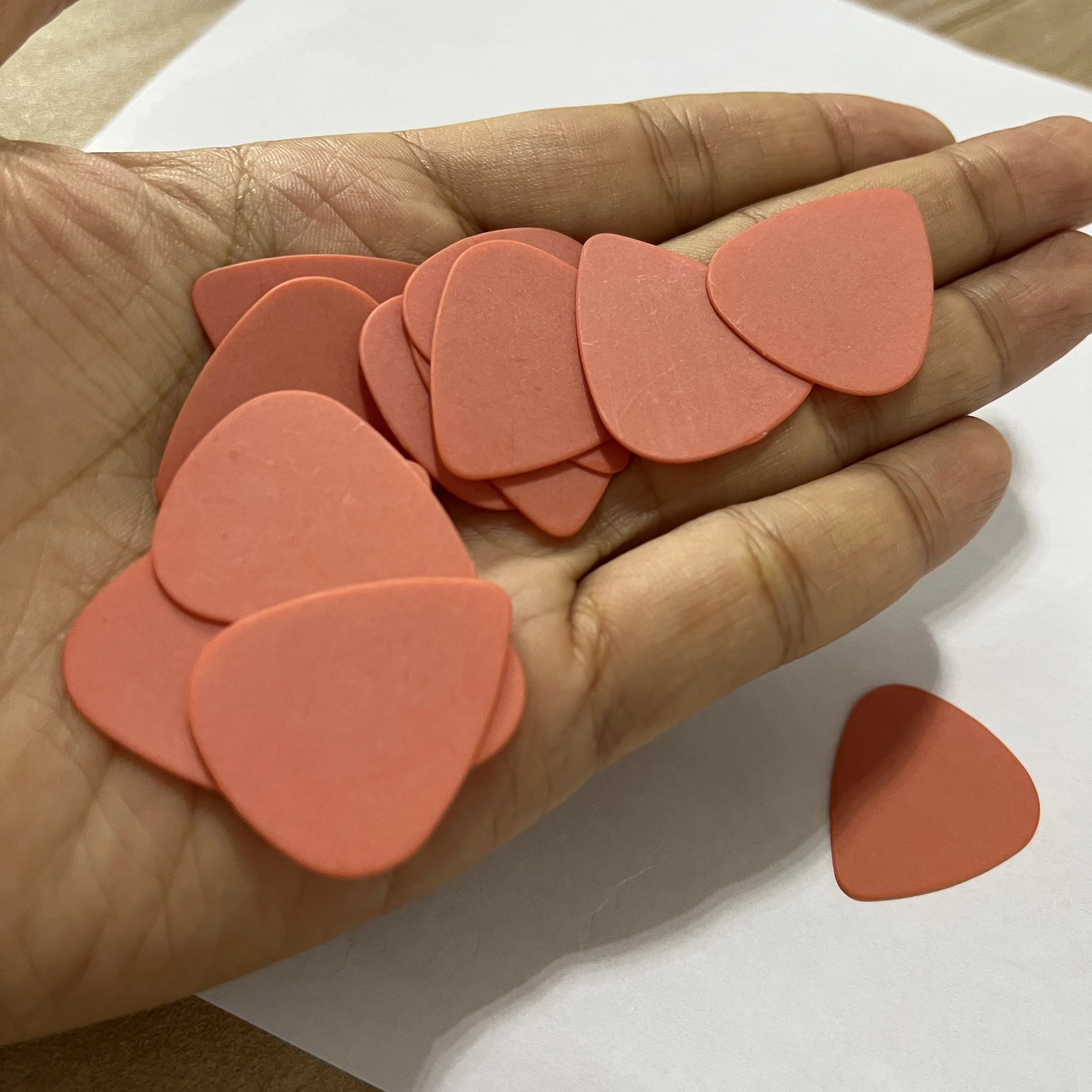 Delrin Guitar Picks, No Logo, Blank, High Quality, 100Pcs