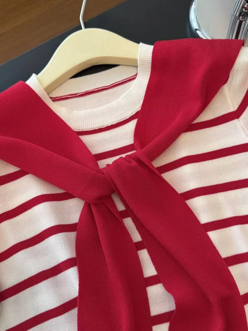 

Футболка Sweet Stripe oulder Wrap ort Sve, женская летняя новинка, вязаный свитер, маленький размер, топ, корейский Sle Sl...