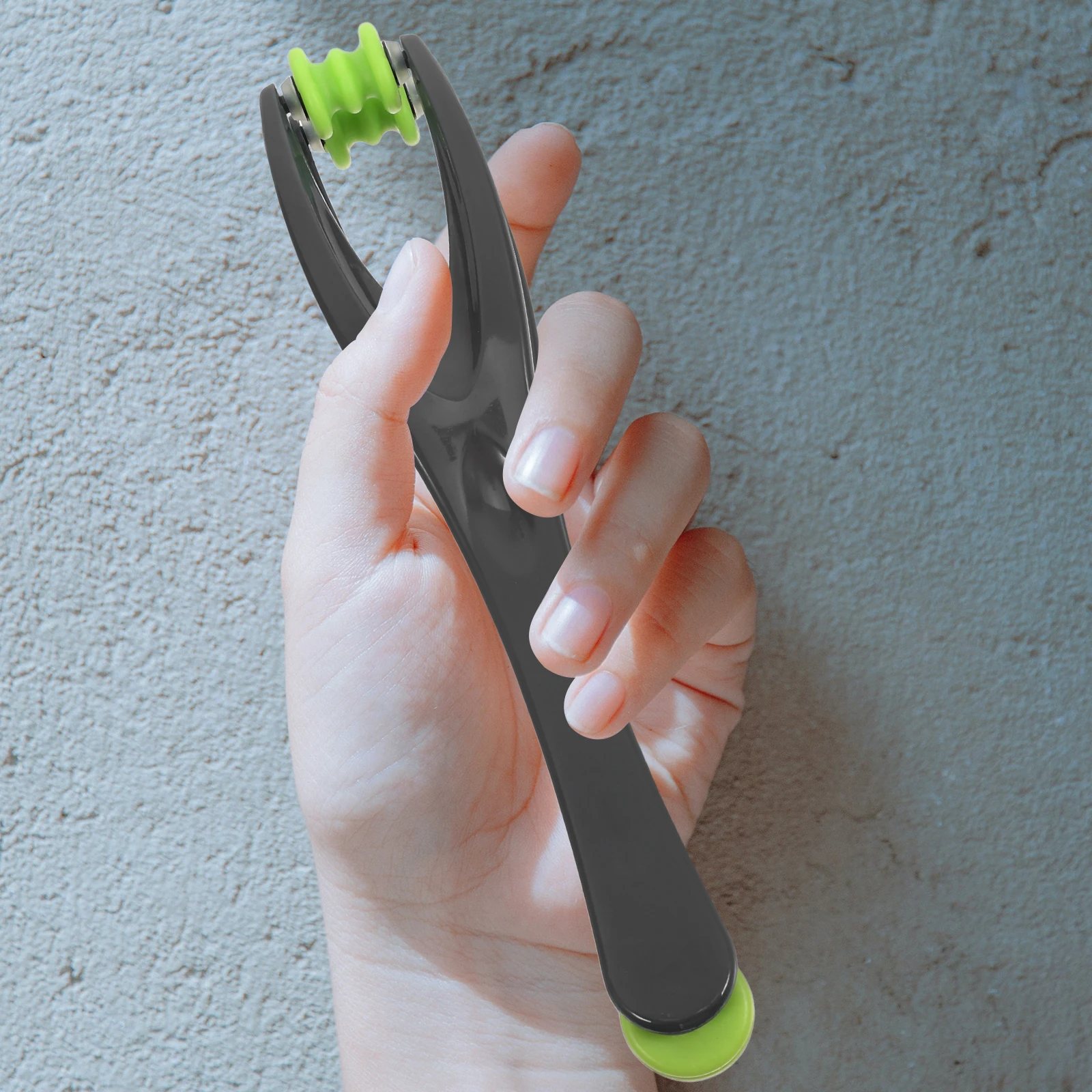 

Gentle Finger Massage Roller Portable Handheld Massager Tool UserFriendly Joint Relaxation Stick For All Experience Levels