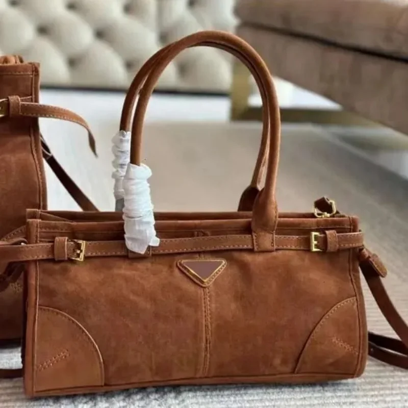 

Роскошные кожаные сумки. Высококачественная винтажная сумка из воловьей кожи. Подходит для отдыха и путешествий YB.