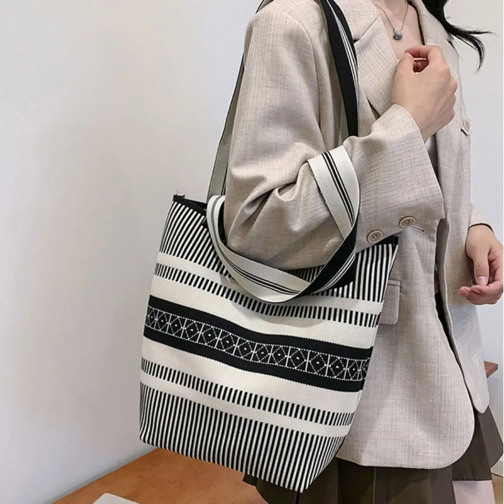 Shopping Bag Geometric Shoulder Bag Mommy Bag Large Capacity Color Blocking Bucket Bag Storage Bag Underarm Bag