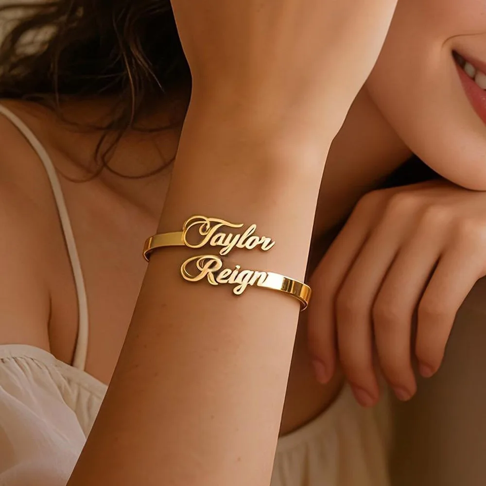 Pulseira Personalizada com Nome em Ouro 18K, Joia Personalizada em Aço Inoxidável, Presente para Mulheres