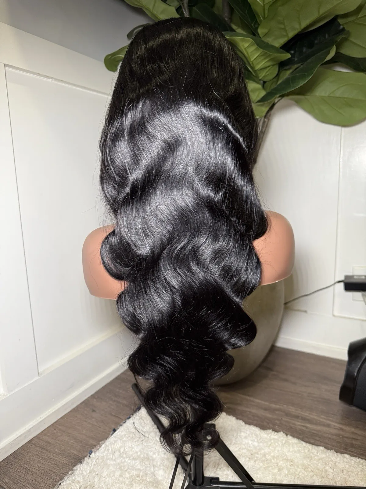 

Charlie Wave Wig