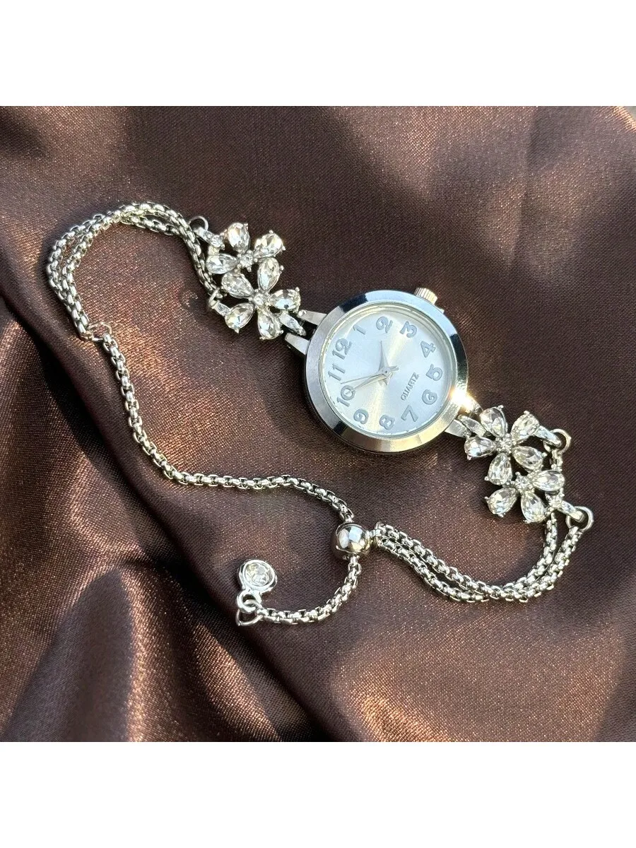 1pc Ladies' Blue Color Flower Petal Inlaid Rhinestone Pull-Out Chain Quartz Watch With Arabic Numerals And Elegant Dial As A