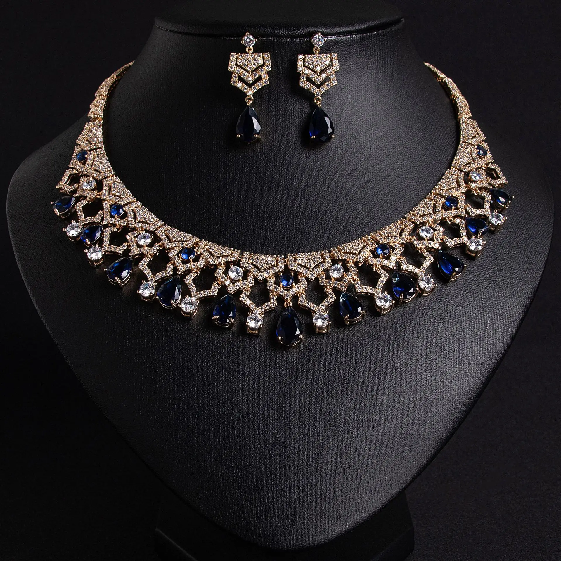 Exquisite Appeal Women High Jewelry Set 2 Piece Necklace Earrings Dress Accessories for Festive Wedding Prom Host Gift 2026