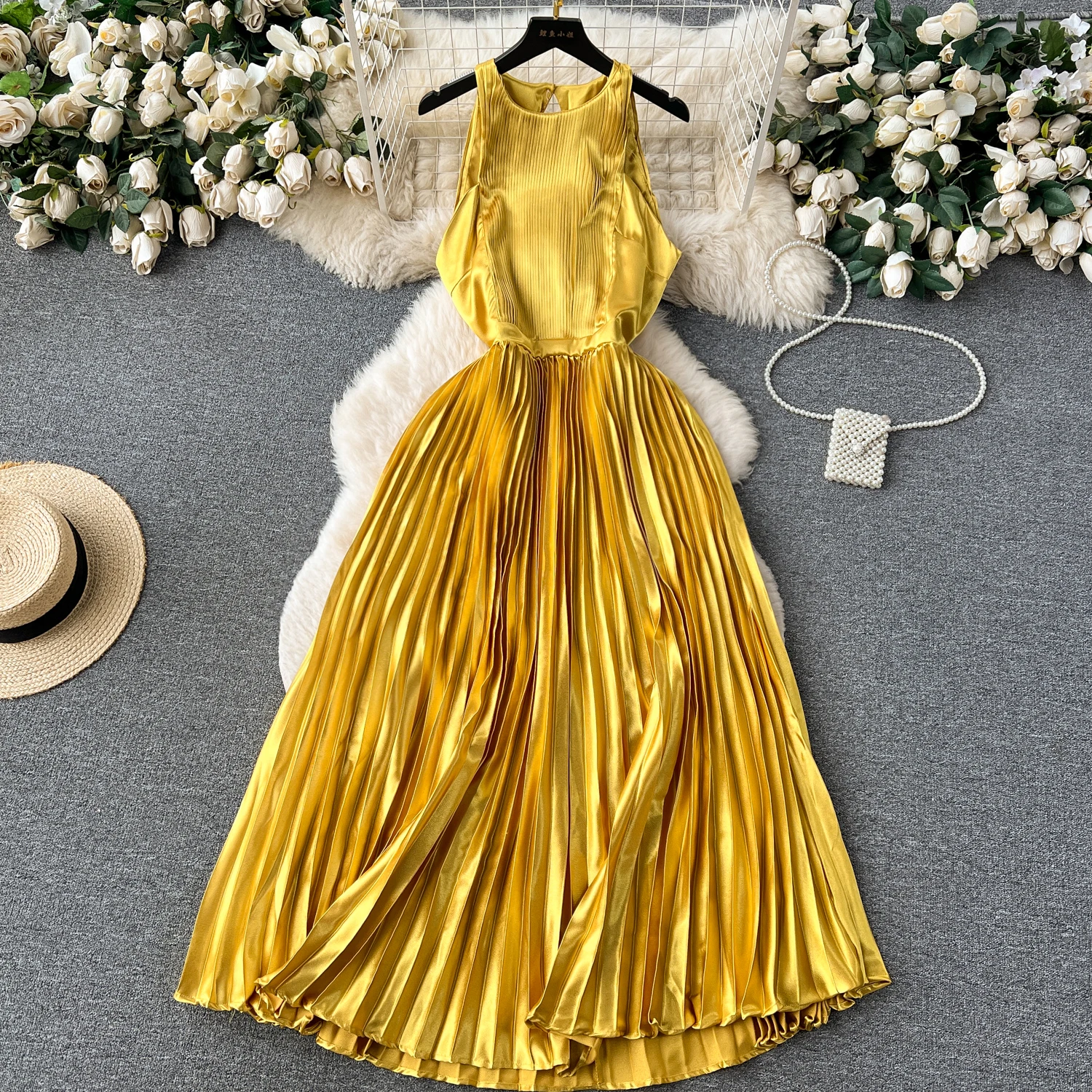 Vintage Elegant O Neck Pleated Sleeveless Backless Dress A-line Casual Women Fashion High Waist Summer Spring Vestidos