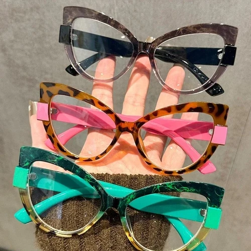 Imagen 2 del producto Gafas Retro para presbicia con forma de ojo de gato, montura bloqueada de Color a la moda, gafas de lectura de alta definición con luz azul para mujer + 4,0