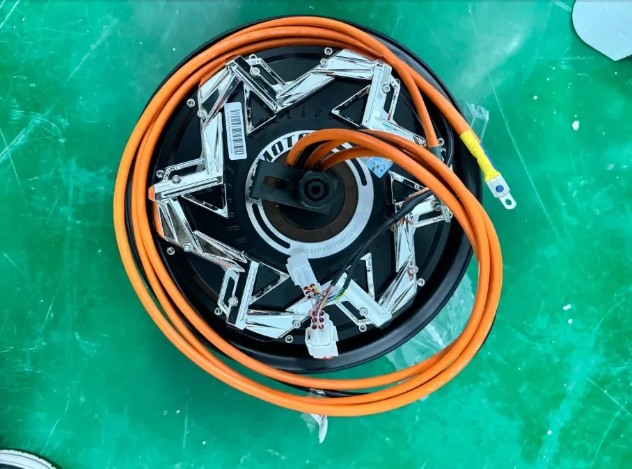 

Fengchi 5000W45H Quanshun motor 12 inch V6 sixth generation power saving enhanced version 96v electric motorcycle motor