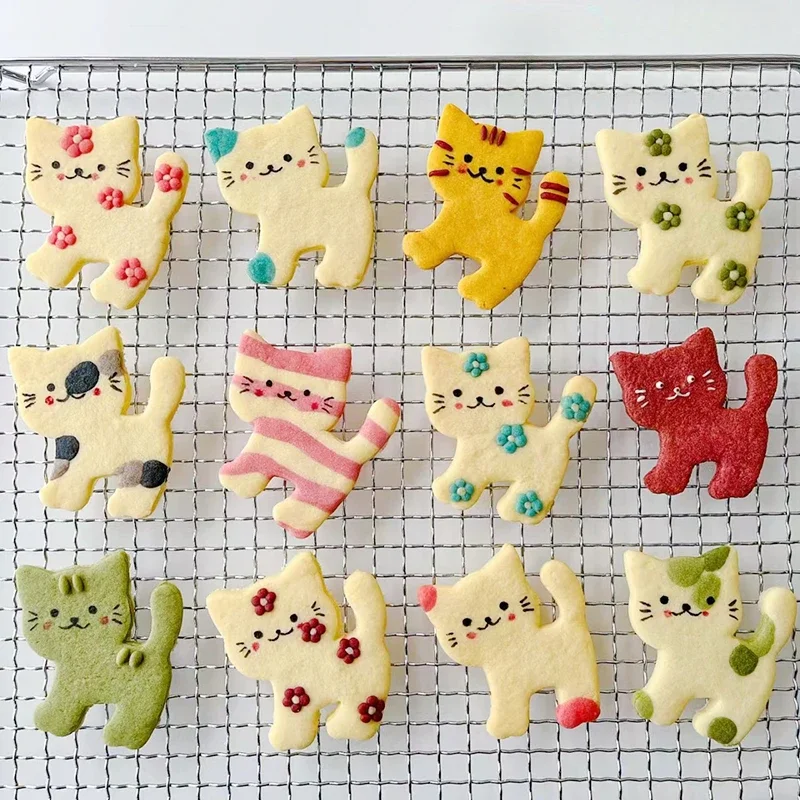 Cat Shaped 3D Biscuit Moulds Cute Cartoon Kitty Cookie Cutters Pressable Fondant Cake Stamps Embossers Baking Decorating Tools