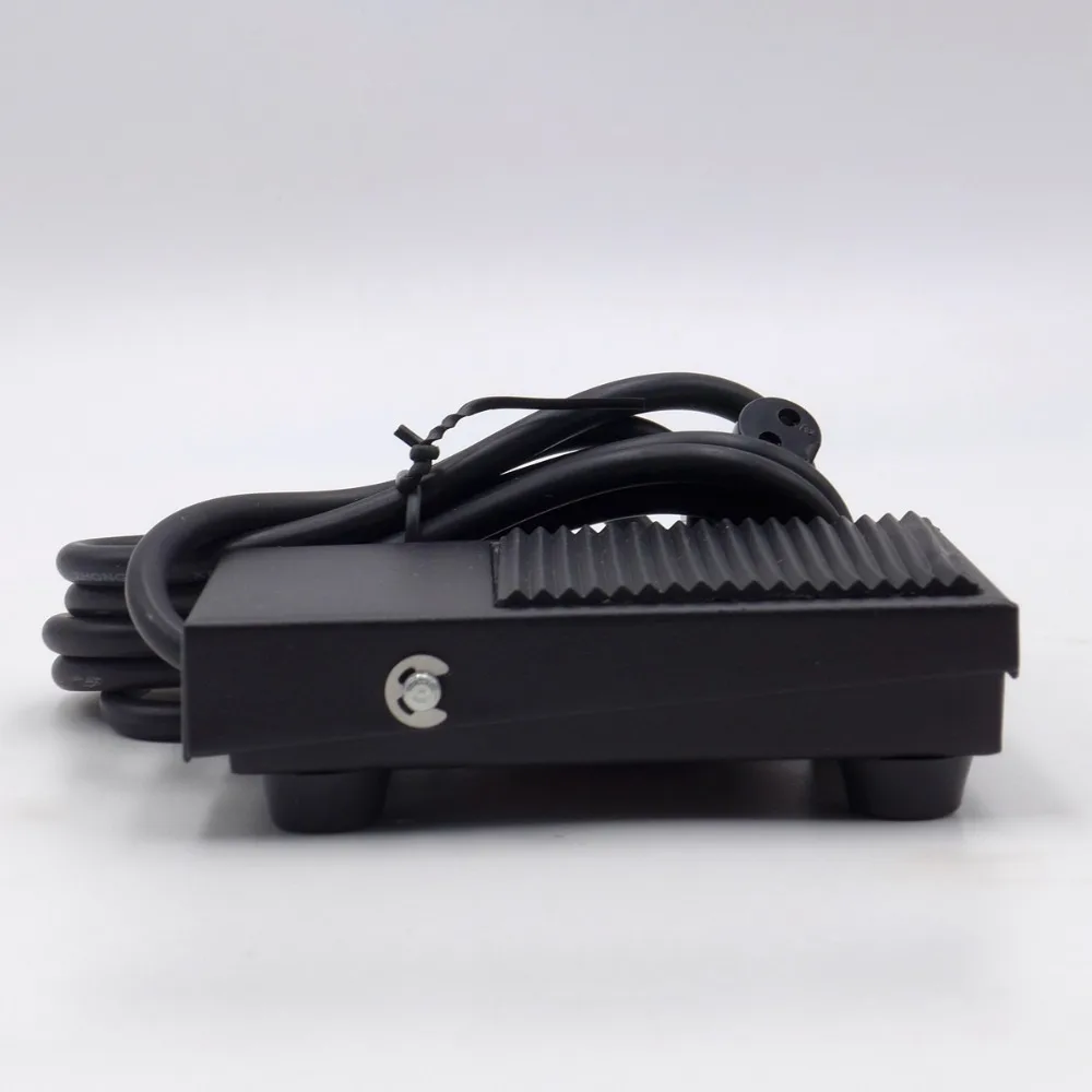 

Metal Foot Pedal Free your Hand Foot Switch 1.8 Meters Cable 2 Pins 3 Pins to choose Connector Spot Welding Switch Tig Torch