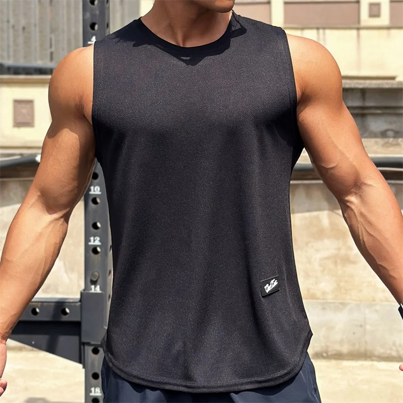 Mens Gym Tank Top Fitness Sleeveless T-shirt Male Mesh Breathable Fitness Sports Vest Men Undershirt summer Gyms Running Vest