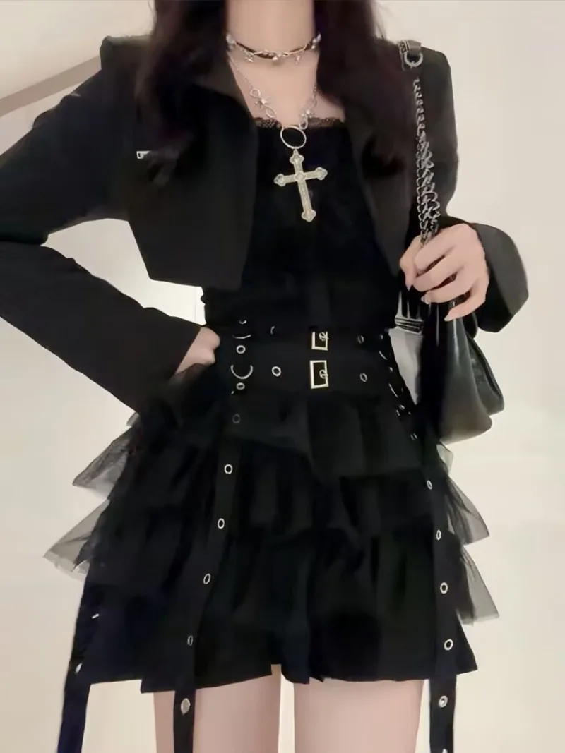 

Новая летняя темная серия, готическая субкультура, черная куртка + камзол + многослойная юбка для похудения Y2k, комплект из трех предметов, женская одежда