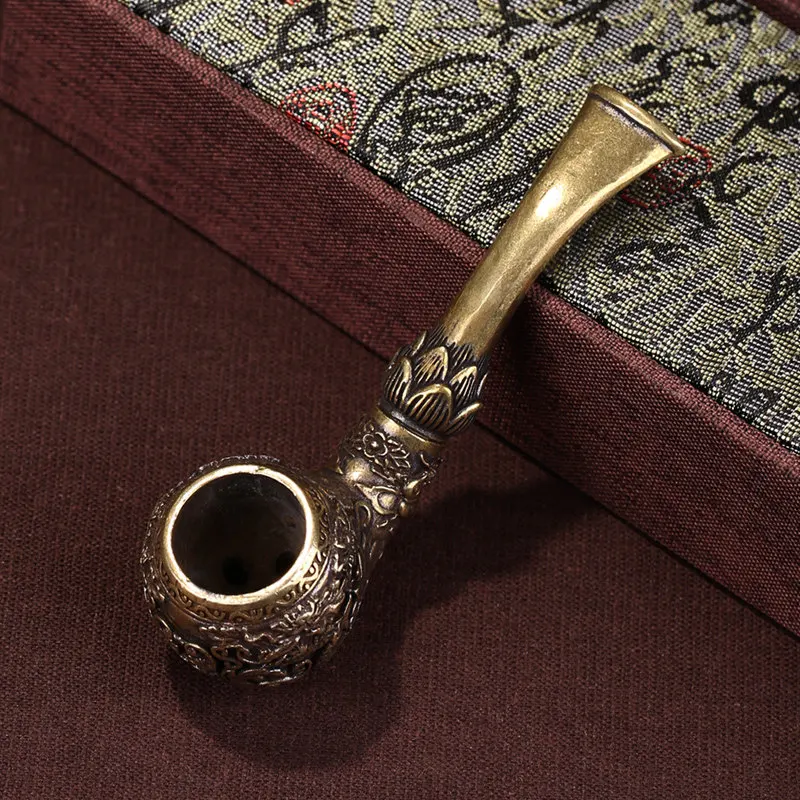 

Handmade carp carving design, traditional dry tobacco bag, old-fashioned brass