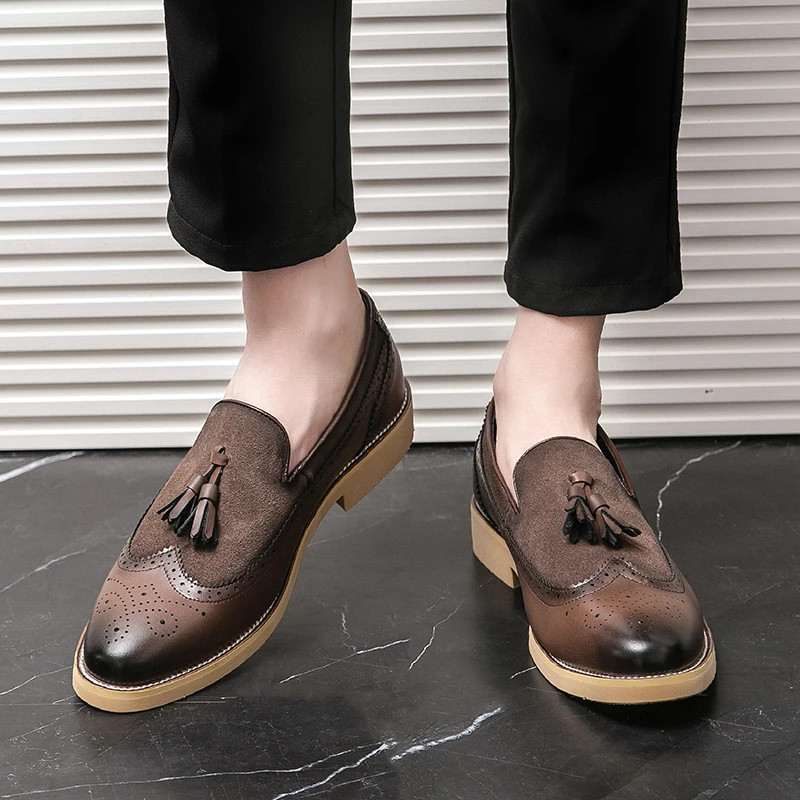 

Новые британские кожаные мужские туфли с кисточками Brock с резными острым носком, деловые повседневные кожаные туфли для мужчин, корейская версия, тренд