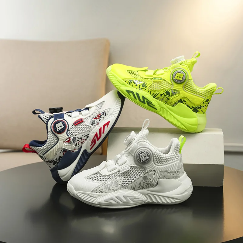 

Minimal Style Children Sport Footwear Ventilated Surface Anti Skid Base Outdoor Daily Play Sneakers