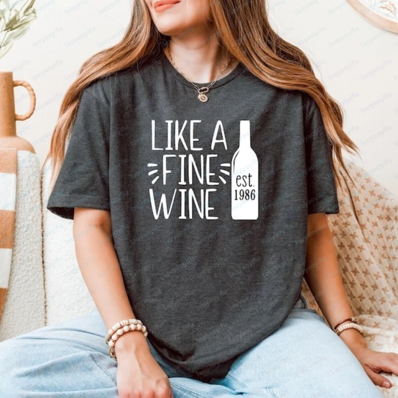 40th Birthday T-Shirt: Like A Fine Wine 1986 Graphic Tee Graphic T Shirts Women Clothes Shirts for Women Vintage Clothes Tops
