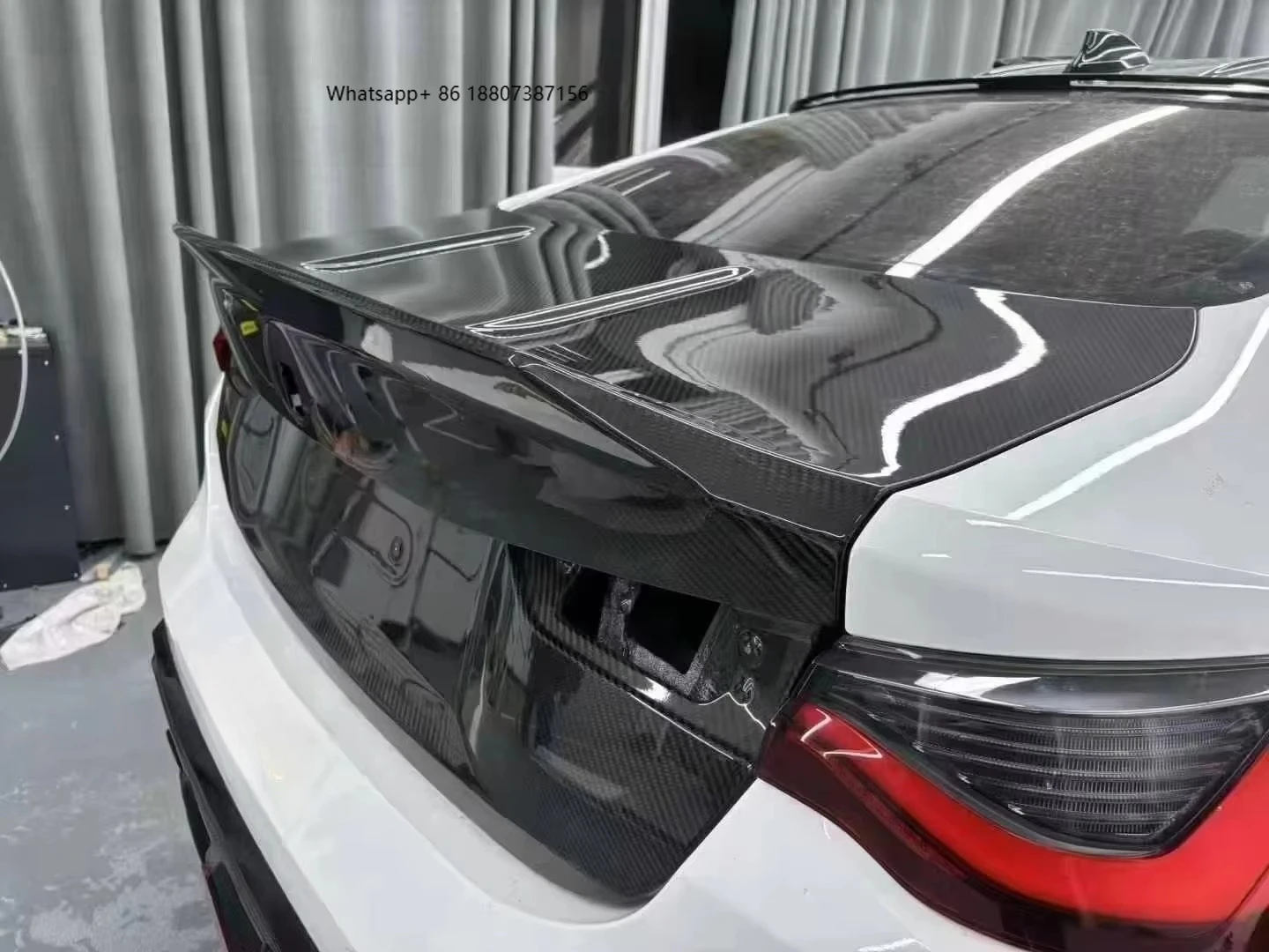 

Suitable for the NewBMW 4 Series 425 430 M3G80 M4 G82 G83 Modified with Dry Carbon Fiber CSL Tailgate and Trunk Lid