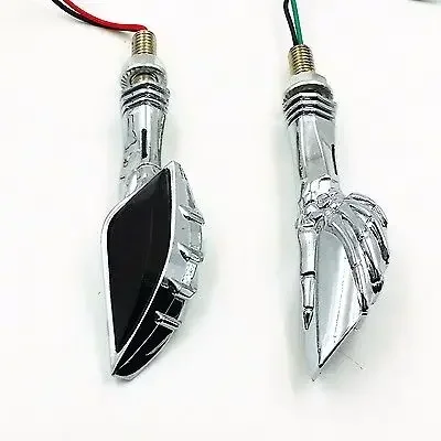 دخان الجمجمة اليد LED بدوره إشارة دراجة نارية المزدوج الرياضة الشارع عارية الدراجة كروزر