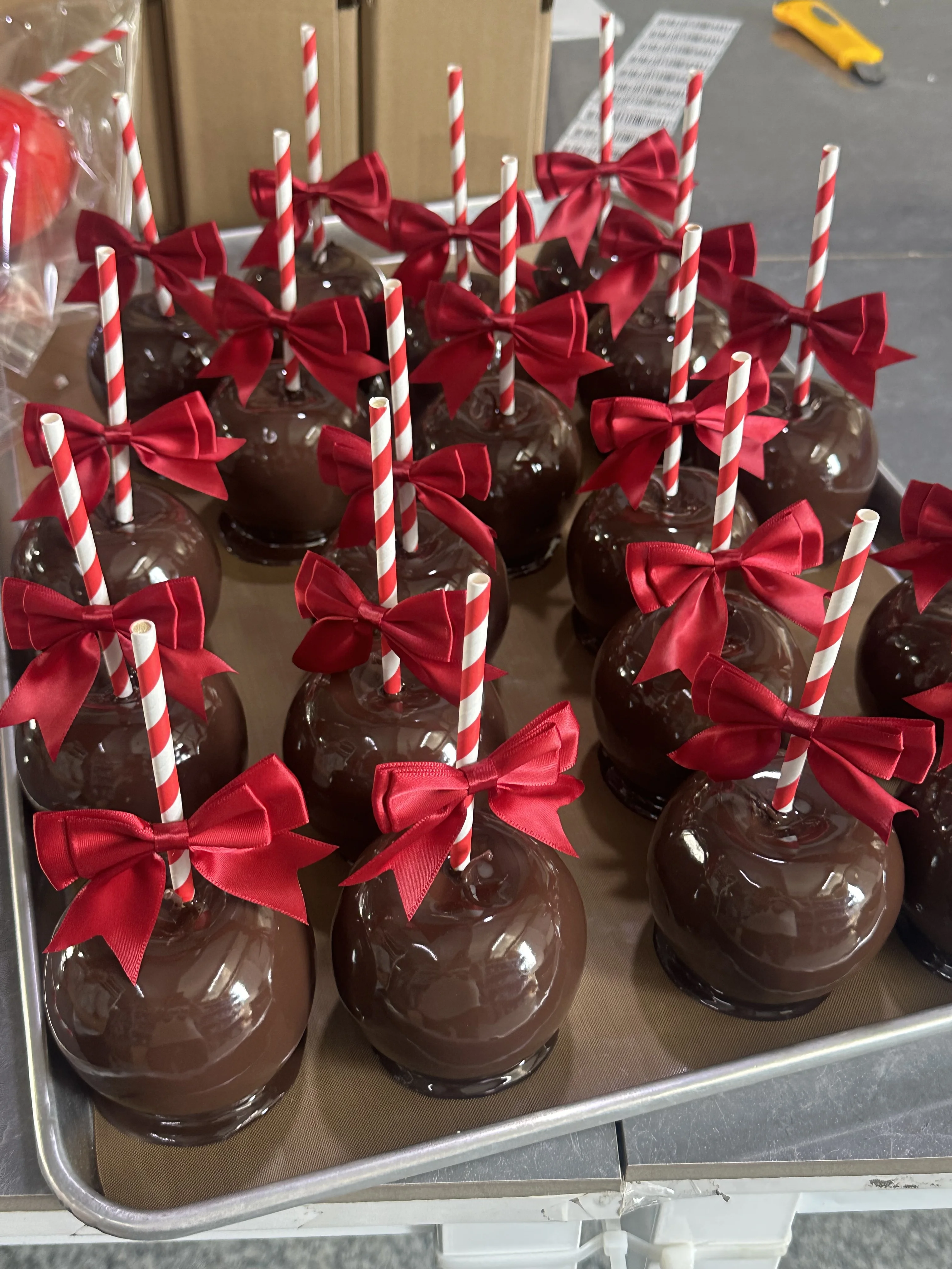 Red Striped Bar Straw Bow Decoration Double Layer Love Apple Chocolate Coat Red Sugar Sauce Model
