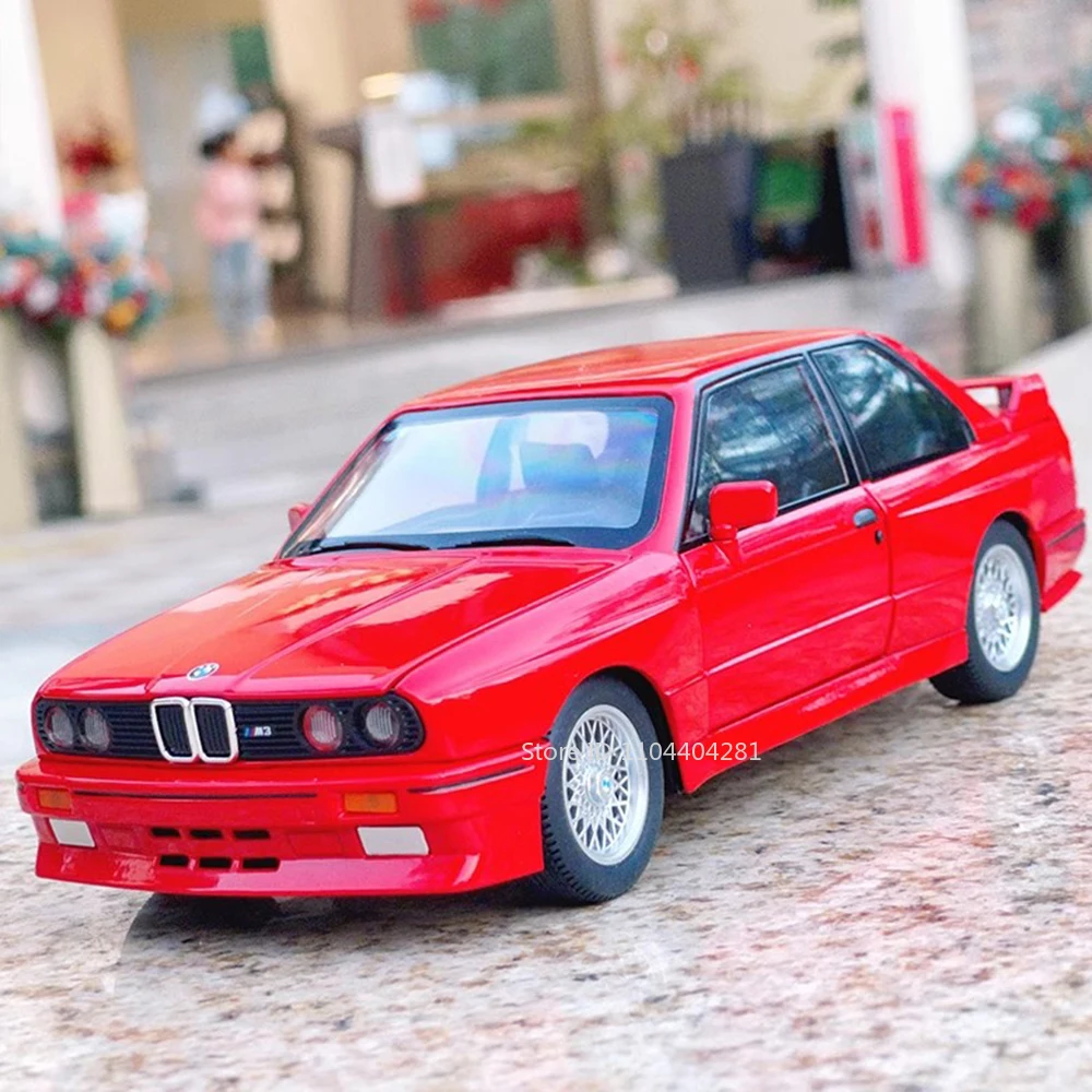 1:24 M3 THE7 合金車 おもちゃ モデル ダイキャストメタル 車両 ドア開閉 サウンド ライト プルバック モデル おもちゃ 男の子 クリスマスプレゼント