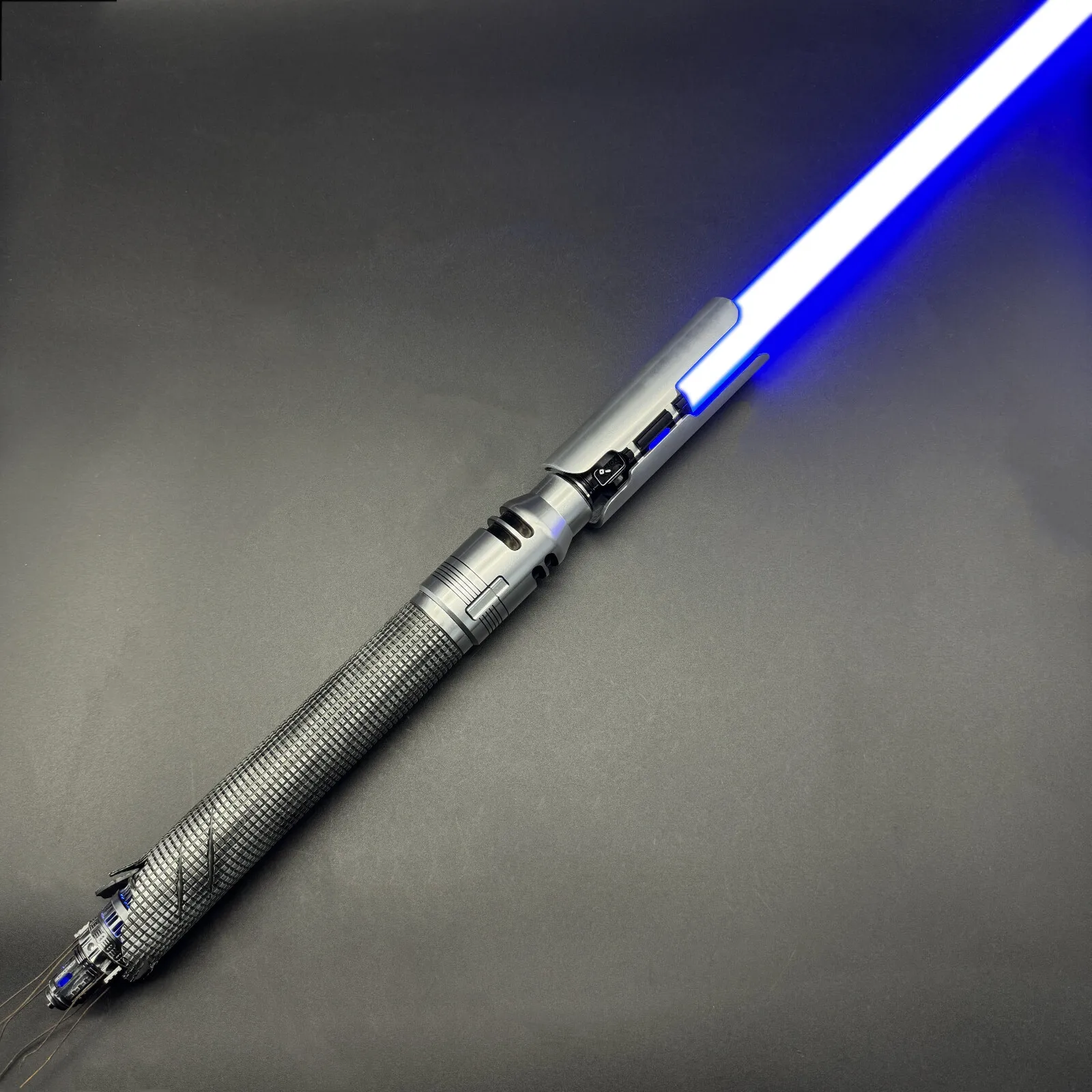 Neopixel Lightsaber معدني ، أرجوحة ناعمة ، مبارزة ثقيلة ، لوحة صوت بكسل ، لعبة تأثيري ، فيلم ، حساس ، V1