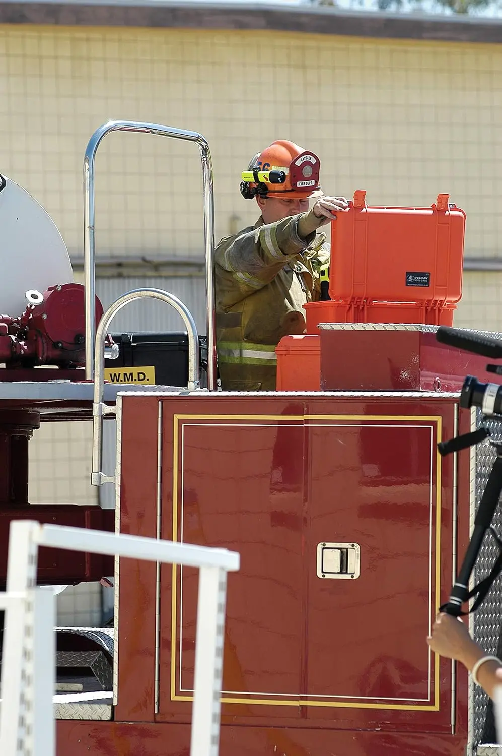 0 casing kamera dengan busa (oranye)