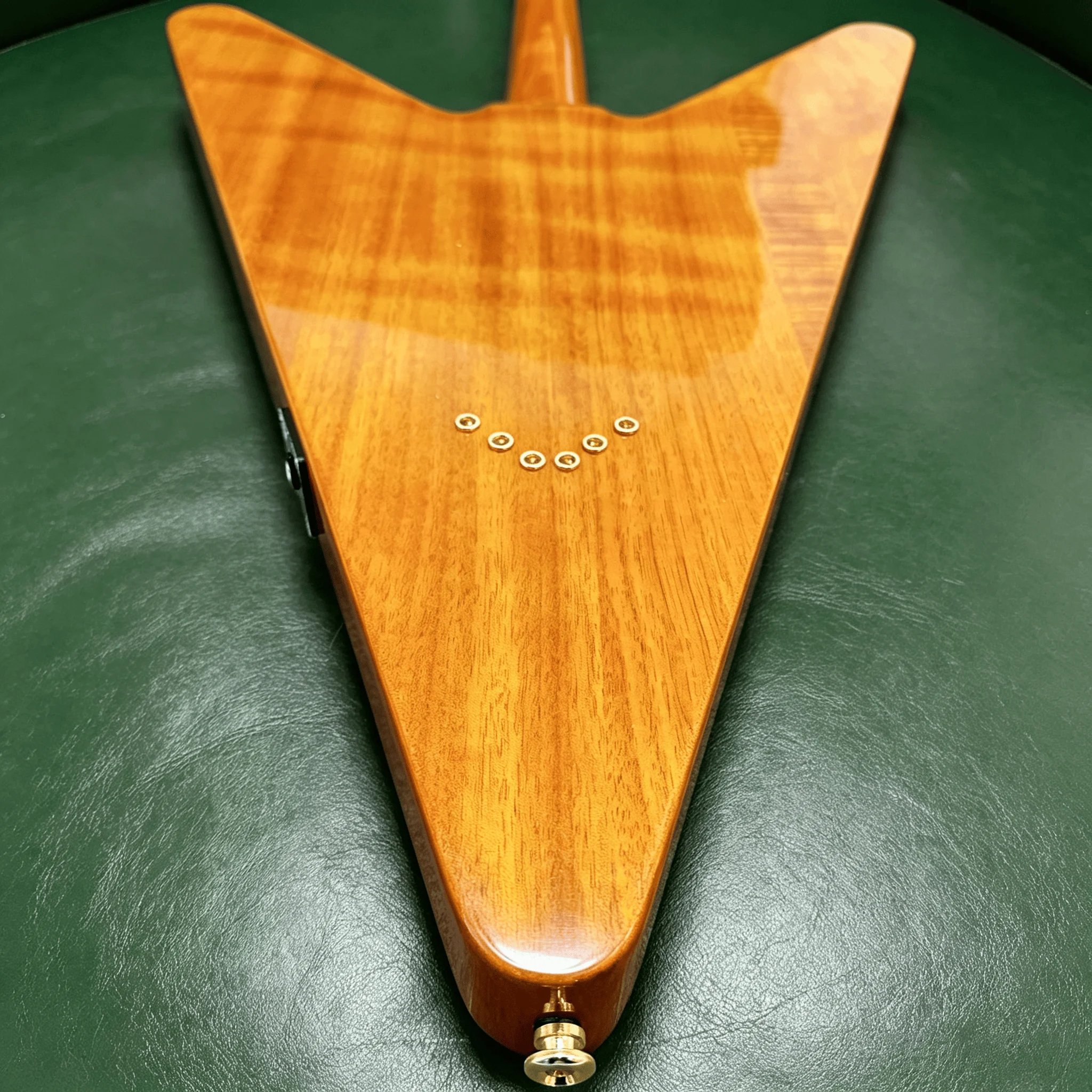 US Warehouse Natural Amber Flying V Electric Guitar Vintage White Pickguard HH Gold Hardware Heavy Metal Guitar Free Shipping