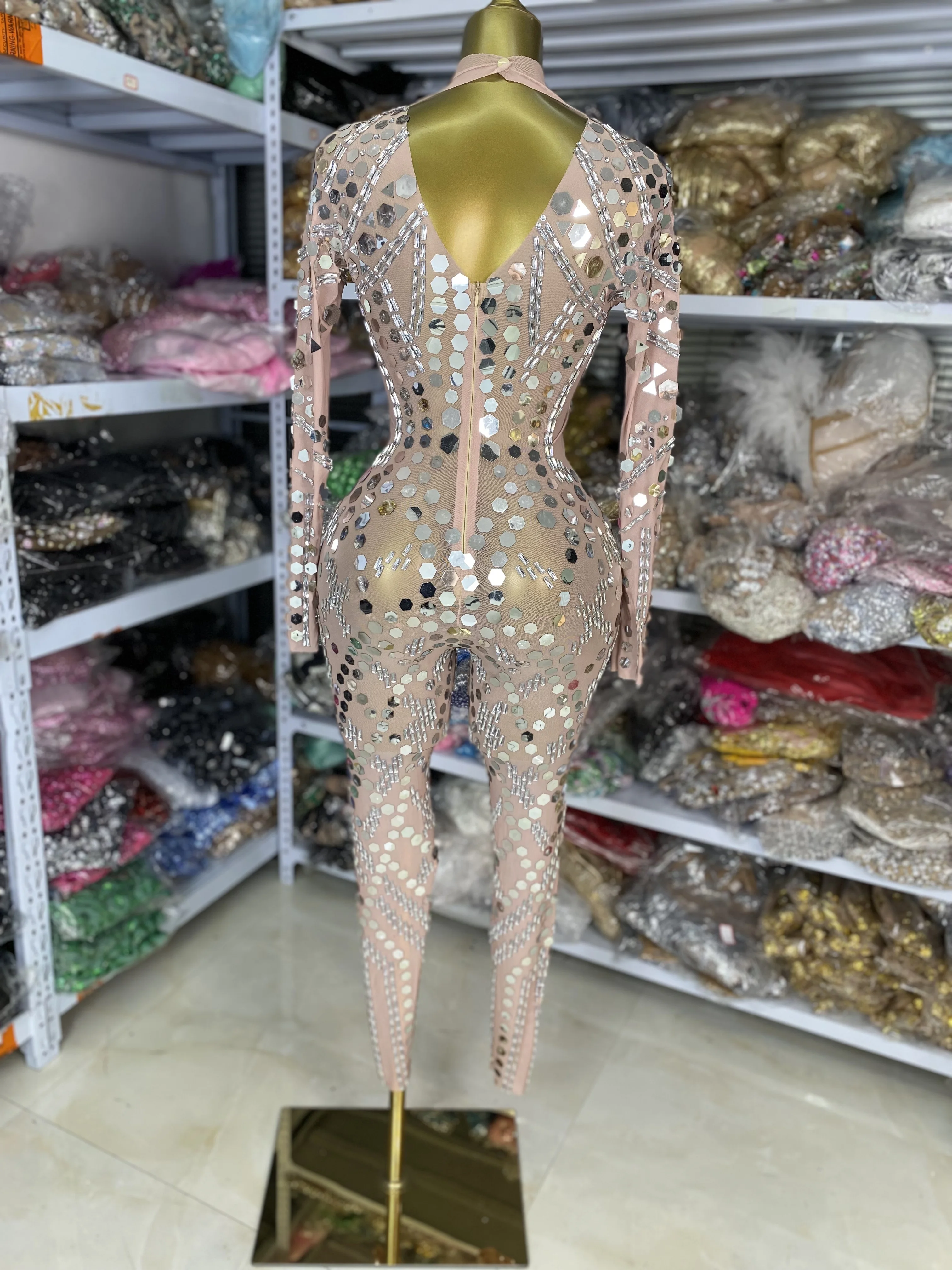 Abito da tuta trasparente sexy da donna con paillettes scintillanti e strass, costumi da spettacolo in rete nuda, abiti da sera per feste da discoteca