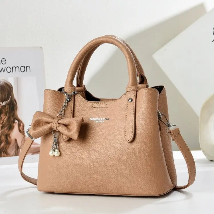 

2026 New Korean High-end Handbag Capacity Fashion Shoulder Bag Oblique Span Bag Women's Bag Clear Trend