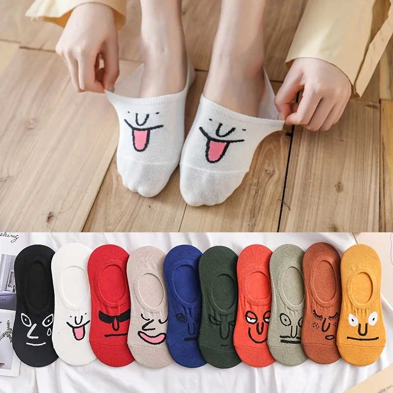 

Randomly 5 pairs of women's invisible boat socks solid color expression light mouth short socks summer thin style