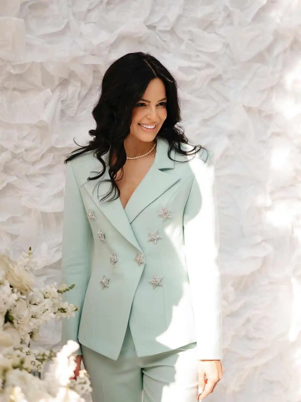 Fashion Peaked Lapel Blazer Suits 2 Pieces Fancy Slim Fit Beaded Appliques Jacket Casual Power Party Customized  Prom Gown