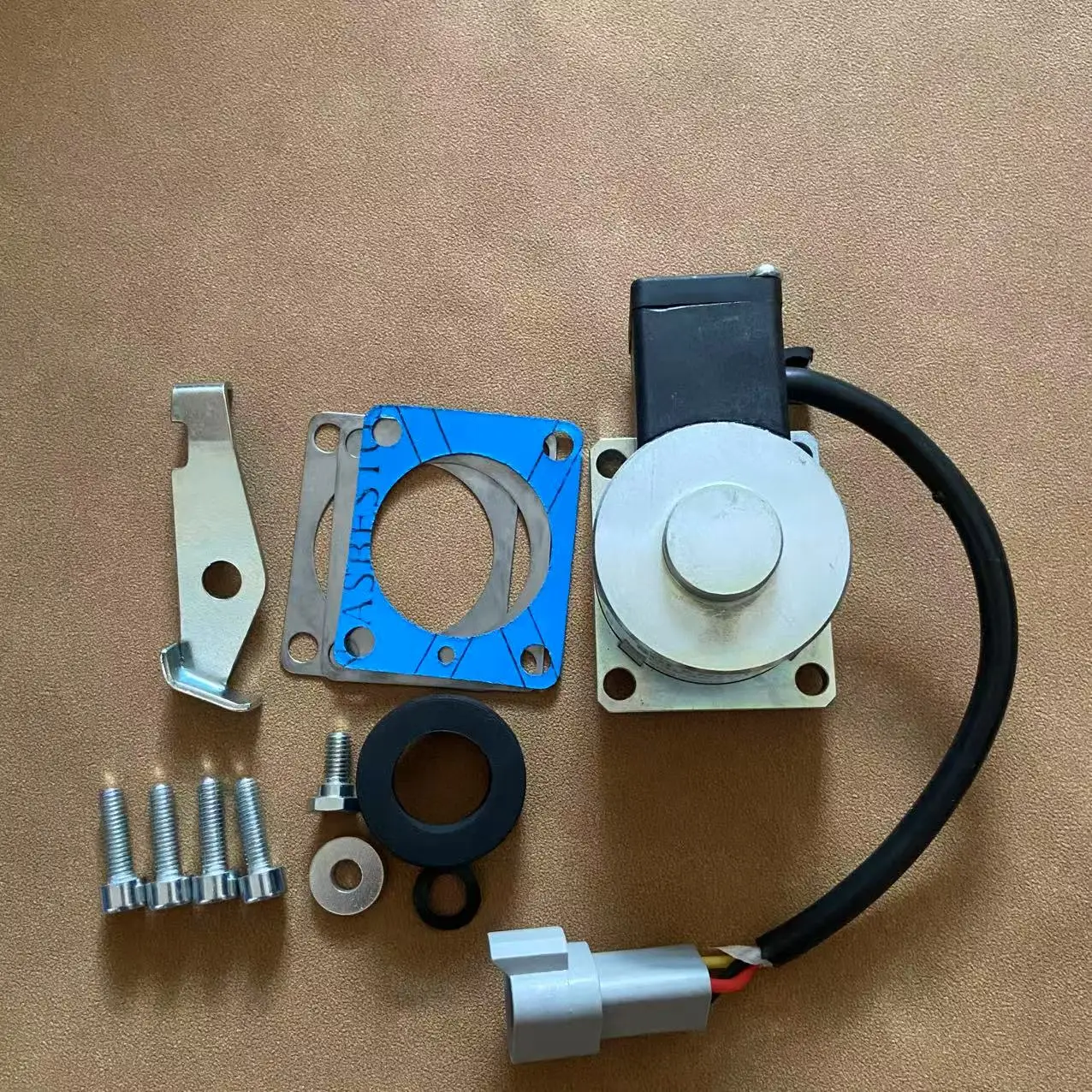 Solenoid 03938010 Compatible with Hatz Engines L M Series 24V/12V
