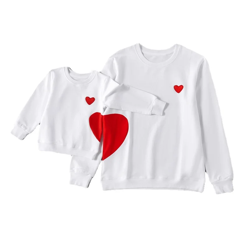 

Love Tshirt Family Matching Clothes Mother Daughter Dad Son Tshirts Cotton Mommy and Me Mom Baby Sweatshirts Family Outfit CL708