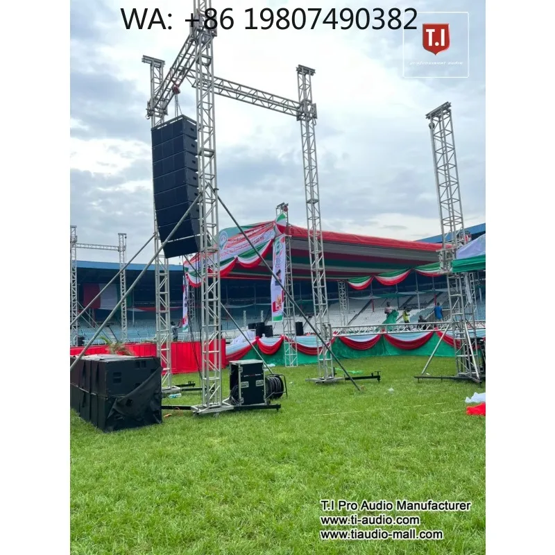 Three Way Dual 12 Inch Passive Line Array Speaker with subwoofer, professional system for stage events and parties