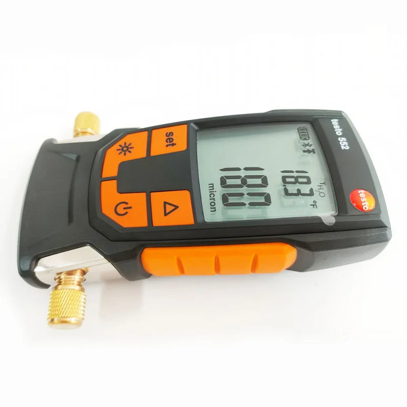 Picture 4: High Precision Absolute Pressure Manometer Original and New Testo 552 Temperature Data Logger