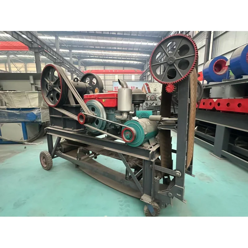 ماكينة كسارة حجر الفك المحمولة عالية الجودة محرك المحرك الزاحف نوع Max.40T/H تستخدم لنفايات البناء الخام