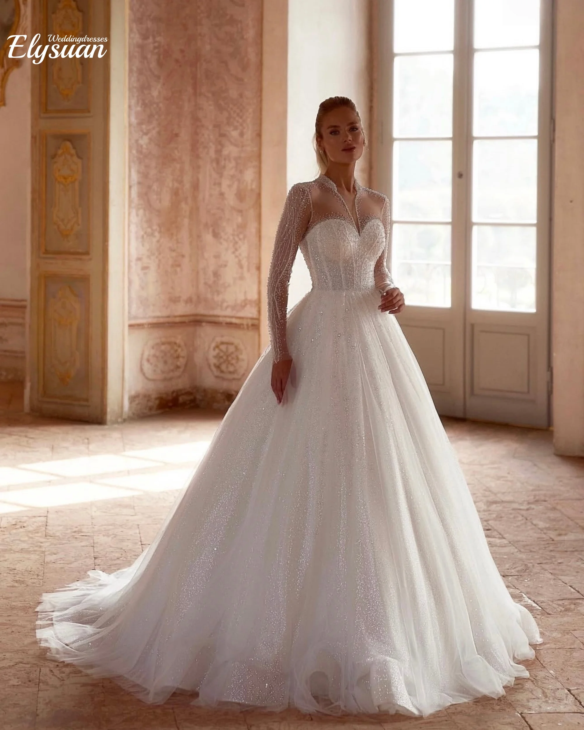 Abiti da sposa splendidi personalizzati Scollo a V in cristallo scintillante Abito formale da sposa elegante a maniche lunghe Abiti da sposa