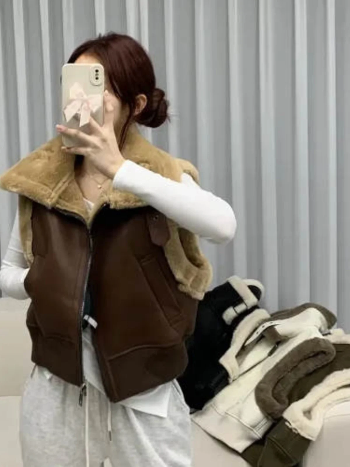 Winter New Sle Women's Faion High-End Svel PU Leather Cotton Jaet Motorcycle Clothes Inteated Fur Vest Top