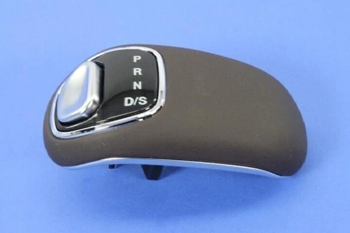 

Automatic transmission shift lever knob 1VY27HL9AC is applicable for Jeep Cherokee Chrysler 300