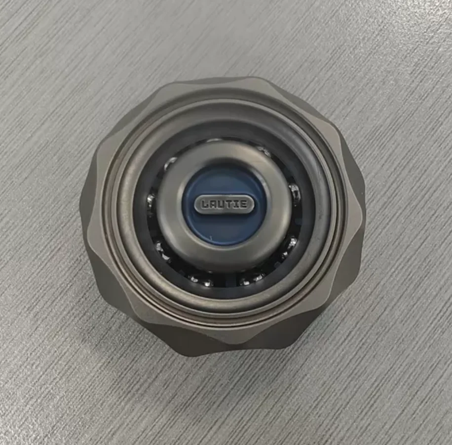 Used EDC Lautie Bit05 titanium alloy sandblasted version spinner Fingertip gyroscope Decompression toys