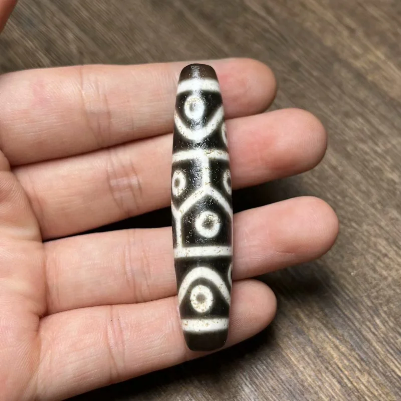 

Tibetan Fourteen Eyes Dzi Bead Clavicle Chain Zodiac Year Retro Necklace for Women Non-Fading Pendant Tibetan Style Jewelry High
