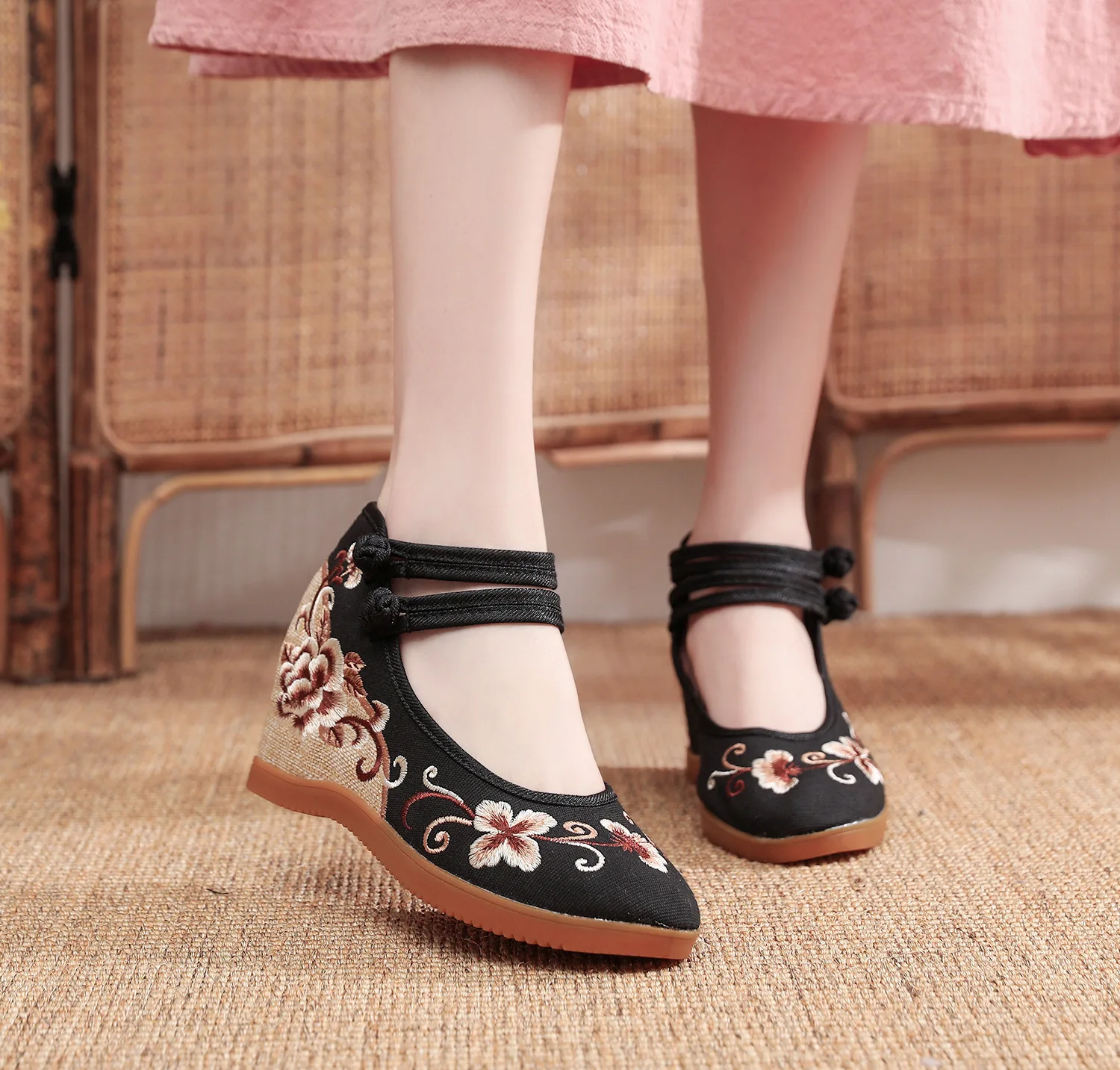 Comemore 2022 High Heels Women Pumps Wedges Ethnic Embroider Chinese Shoes Woman Spring Casual Mary Janes Women\'s Summer Sandals