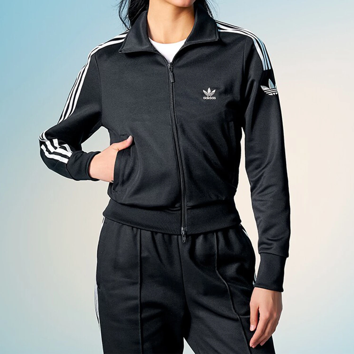 

Adidas Genuine Trefoil Women's Classic Stand-collar Sports Jacket JI7536
