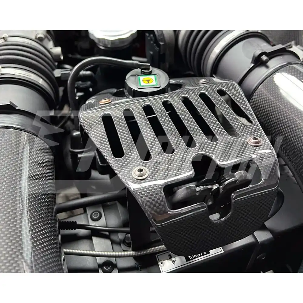 Prepreg Carbon Fiber Engine Bay Lock Cover for Ferrari 458 Italia Spider 2009-2015
