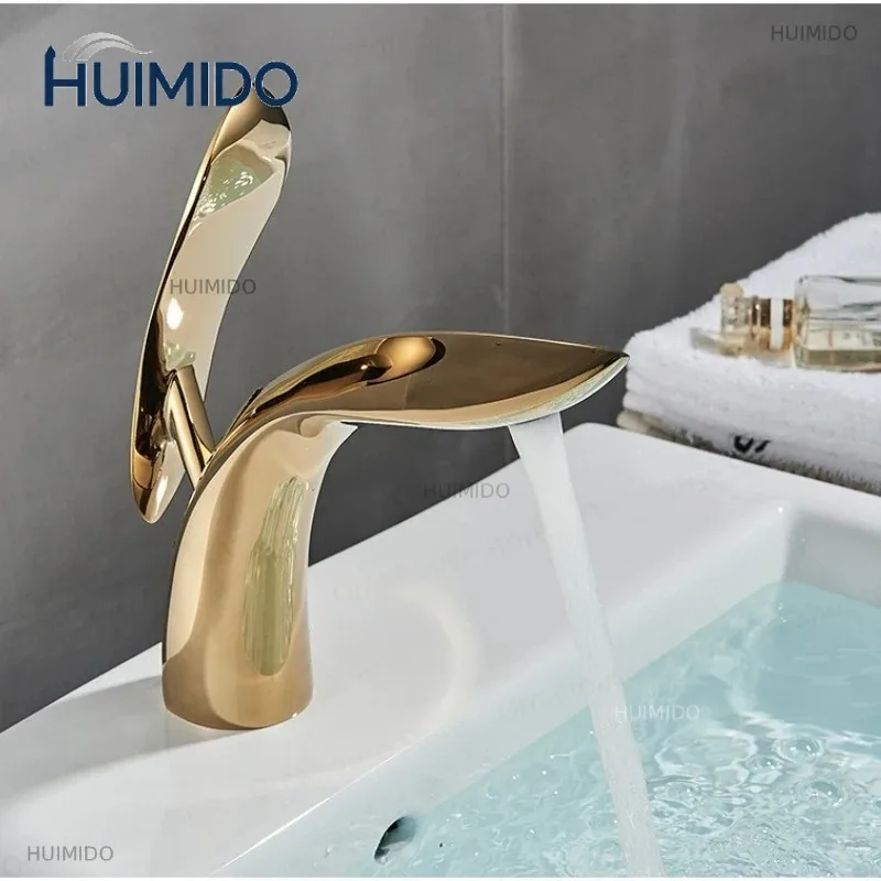 Creative Basin Faucet Shark Shaped Design Modern and Popular Bathroom Basin Hot and Cold Faucets Household Splash Proof Water